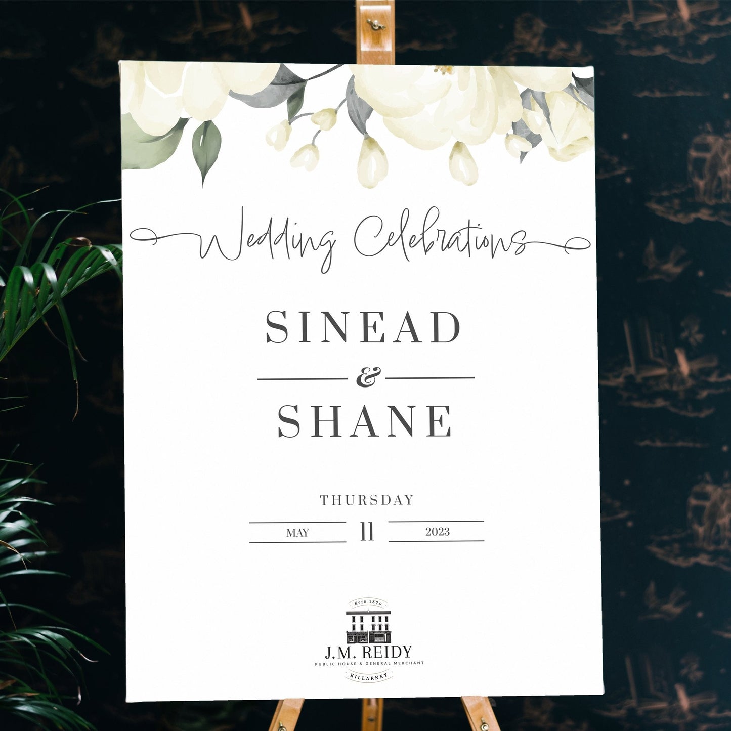 Delicate White Rose Welcome Wedding Sign - TheWeddingHub.ie